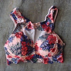 NWOT Victoria’s Secret High Neck Bra